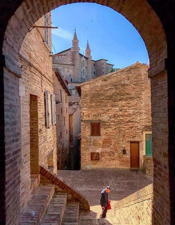 B&B Pellipario Urbino Kültér fotó